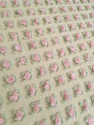 Vintage Chenille " Rosebud " Bedspread Great Size & Big