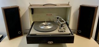 Vtg RCA Stereo Phonograph Record Player Suitcase Serviced See Video Demo 2