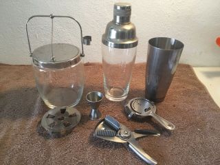 Vintage Atomic Star & Chrome Hinged Lid Ice Bucket & Glass Shaker /w