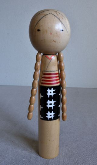 29cm (11.  4 ") Japanese Vint.  Sosaku Kokeshi Doll " Osagegami " 1968 : Eiko (shibata)