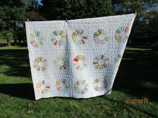 Vintage Hand Peiced Quilt Dresden Plate 84 " X84 "