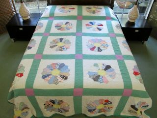 Queen Vintage Hand Sewn Feed Sack Dresden Plate Applique Quilt,  Needs Some Tlc