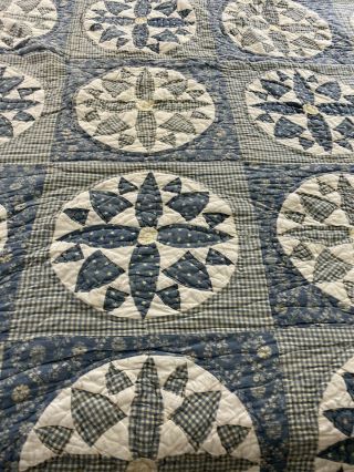 WOW VINTAGE HAND CRAFTED & QUILTED TULIP WHEEL QUILT 98 