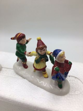 Dept 56 Snow Village Accessory 3 Piece 1997 HE LED THEM DOWN THE STREETS OF TOWN 3