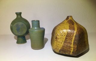 Vintage Mid Century Modern Abstract Studio Pottery Art Weed Vase Signed Walker