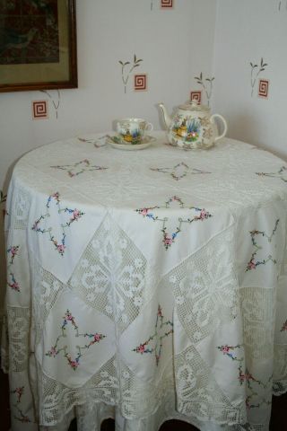 Gorgeous Vintage Large 65 " X 50 " Embroidery & Lace Tablecloth.