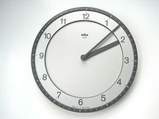 1982 Braun Mid Century Mcm Modern Design Dietrich Lubs Wall Clock 4861 Germany