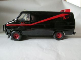1983 Ertl The A Team 1:18 Chevy Black Van With Mr.  T Action Figure Driver - Usa