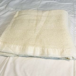 Blanket Vintage Twin Acrylic Satin Trim 70 " X 78 " Ivory Throw Waffle Weave