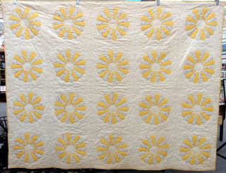 Vintage Hand Made Quilt Dresden Plate Patterns Yellows/greens/floral 88 " X68 "