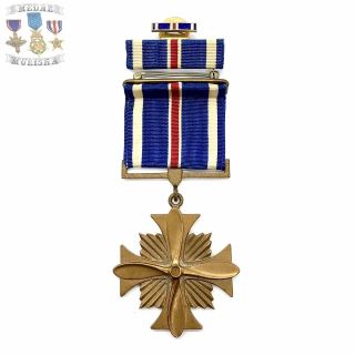 Wwii U.  S.  Navy & Marine Corps Distinguished Flying Cross Medal Ribbon Bar Lapel