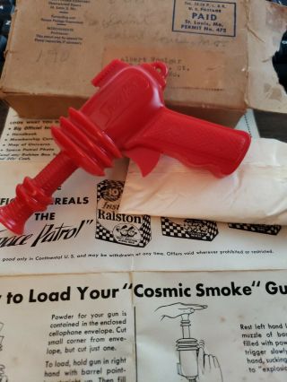 Ralston Red Space Patrol Cosmic Smoke Gun W/ Smoke Powder & Orig Box & Papers