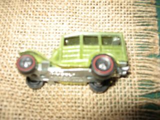 Vintage Diecast Toy Car Hot Wheels Redline Classic 31 Ford Woody Nr