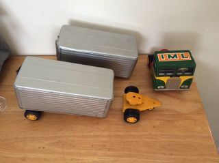Vintage Iml White Freightliner Vintage Tin Toy Truck With Two Trailers Japan