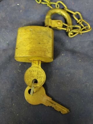 Vintage U.  S.  Set Fort Brass Padlock US Pad Lock w/ 2 Keys chain (f2) 3