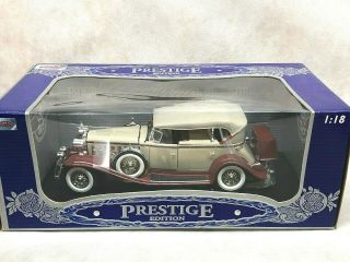 Prestige Edition - 1932 Cadillac Sport Phaeton - Die Cast Metal - 1:18 Scale -