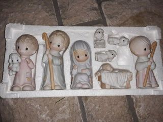 Precious Moments 8 Piece Porcelain Bisque Nativity Set Box
