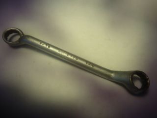P & C Co.  Offset Box End Wrench,  12 Point,  No.  2118,  Vintage_we - 427p
