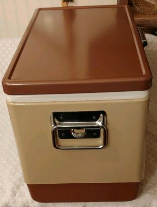 Coleman Vintage Snow Lite 5252 - 709 Cooler Brown Metal Motion Latch Ice Chest Box 3