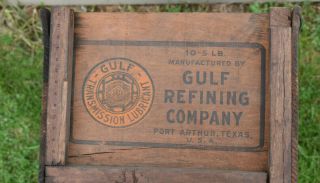 L5079 - 1920s Gulf Oil Transmission Lubricant Wood Crate Box Advertising Sign