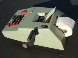 HERMES Precisa Model 109 - 7 Mechanical Calculator/Adding Machine,  VGC 3