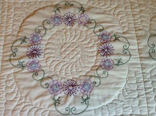 SO CHARMING ESTATE (CIRCLE OF FLOWERS) QUILT,  PRETTY BLUE/PURPLE EMBROIDERY. 3