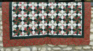 Vintage Hand Sewn Hand Made Christmas Holiday Quilt 96 " X 88 " Red Green White