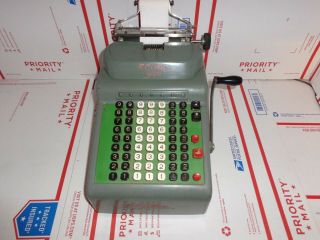 Vintage R.  C.  Allen Business Machines Adding Machine Model 75
