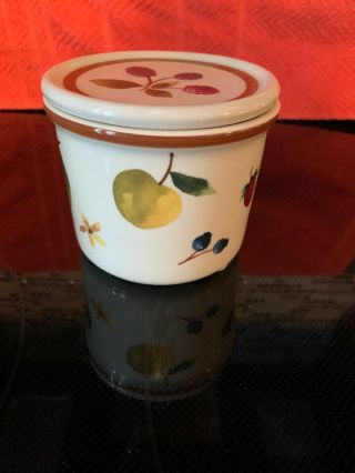 Vtg Longaberger Pottery Berry Fruit Medley 1 Pint Crock With Coaster Lid -