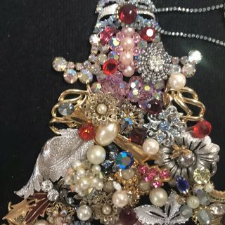 Vintage Jewelry Art Christmas Tree Framed 3
