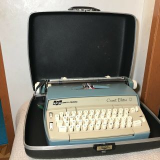 Vintage Scm Smith Corona Coronet Electric 12 Typewriter With Case