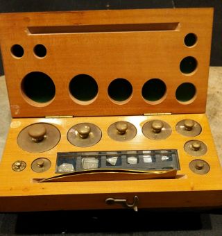 Chicago Apparatus Co.  Set Of Brass And Silver Balance Weights