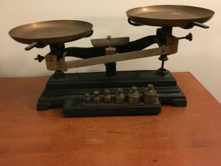 Antique Vintage Cast Iron Balance Scale Number 7