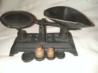 Vintage/antique Small Black Cast Iron Balance Scale With 2 Weights