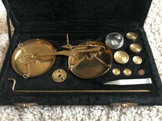 Vintage/antique Small Brass Balance Scale And Weights In Fitted Plush Case