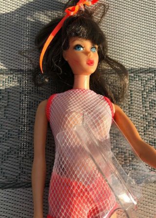 Vintage Mod 1160 Tnt Barbie Doll Chocolate Bon Bon Hair Oss Mesh Coverup X Stand