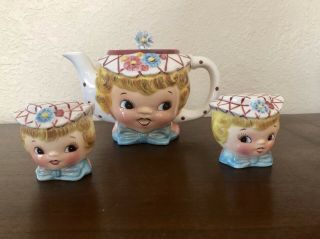 Vintage Lefton Miss Dainty Tea Pot And Salt And Pepper Shakers