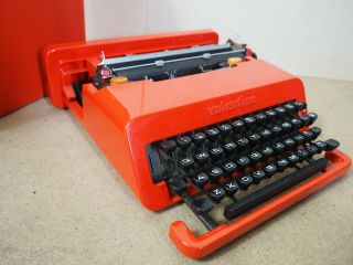 Typewriter OLIVETTI VALENTINE machine écrire Schreibmaschine 打字机 タイプライター 3