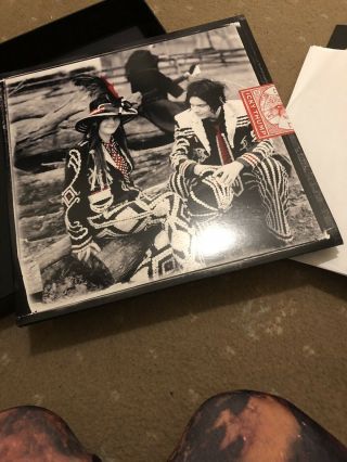 The White Stripes Icky Thump Vault Package