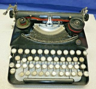 Seidel & Naumann Erika Tab Typewriter Vintage White German Keys