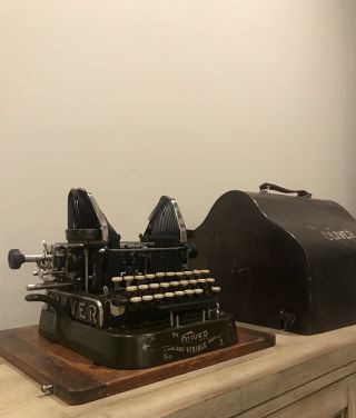 Oliver No.  3 Typewriter