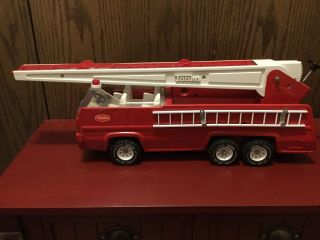 Vintage Tonka Hook And Ladder Fire Truck 1970’s With One Ladder.