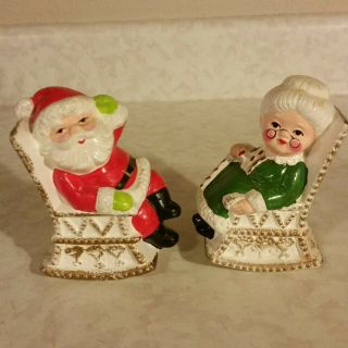 Vintage Santa And Mrs Claus In Rocking Chairs Salt & Pepper Shakers 3 1/2 " Tall
