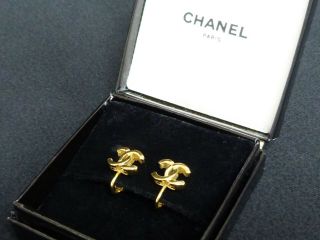 R6032 Auth Chanel Vintage Gold Plated Cc Logo Clip On Earring