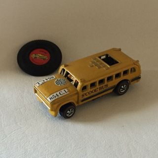 1970 Hot Wheels S’cool Bus Mattel Redline The Heavyweights W/ Badge School Bus