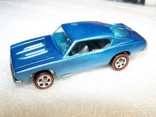 Vintage Hot Wheels Redline " Custom Barracuda " Ice Blue 67