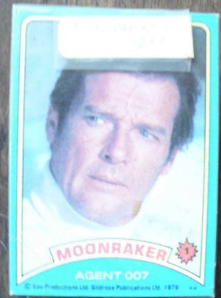 James Bond Moonraker 1979 Topps Set Of 99 Trading Cards & 22 Stickers