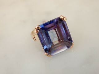 A Stunning 14 Ct Gold Art Deco 10.  00 Carat Emerald Cut Blue Gemstone Ring