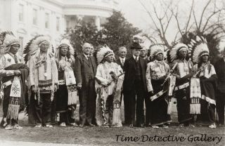 Pres.  Calvin Coolidge & Sioux From Rosebud,  Wash.  D.  C.  1935 Historic Photo Print