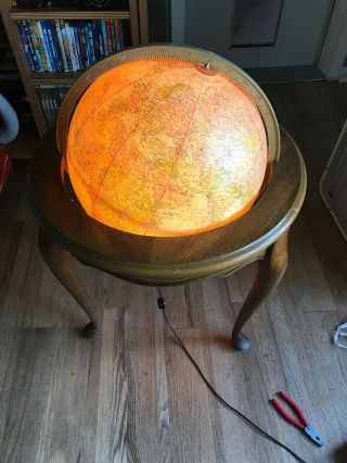 Vintage Heirloom Globe By Replogle 16 Inch Diameter Lights Up With Wooden Stand